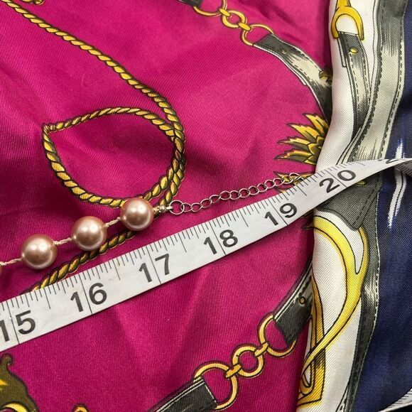 Faux Pink Large Pearls Necklace - Picture 7 of 7